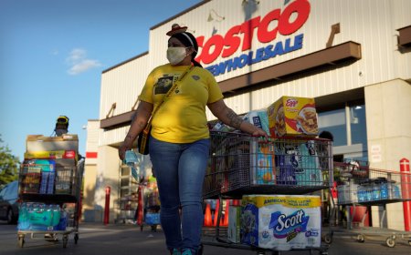 Costco tries a membership change customers won't like