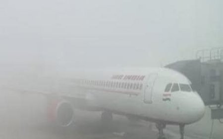 Orange alert in Delhi: Fog delays 150 flights; at least 30 trains running late