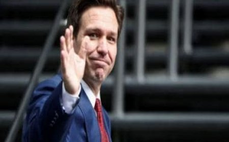 It's Trump vs Haley as Ron DeSantis drops out from GOP primary, endorses US ex-prez for 2024