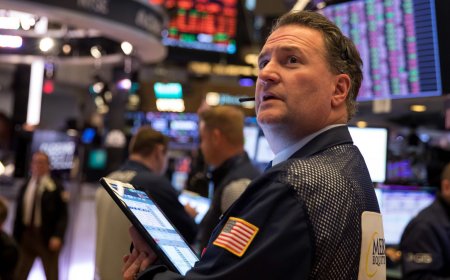 Stock Market Today: S&P 500 extends record run with tech earnings in focus