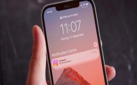 Researchers find that iPhone apps secretly collect user data through notifications