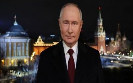 Russia's Putin derides 'Russophobia' in Europe at World War Two memorial