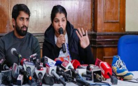 Sakshi Malik, Bajrang Punia slam suspended WFI for organising Nationals, 'distributing fake certificates'