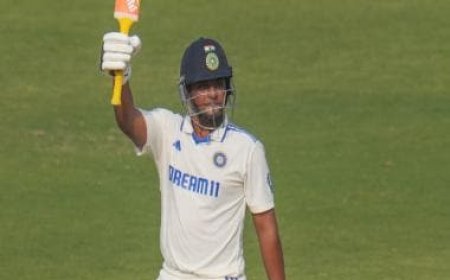 Sarfaraz Khan First Impressions: Solid technique and brave batting