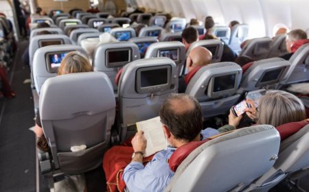 Airline rudeness controversy erupts over seat reclining opinions