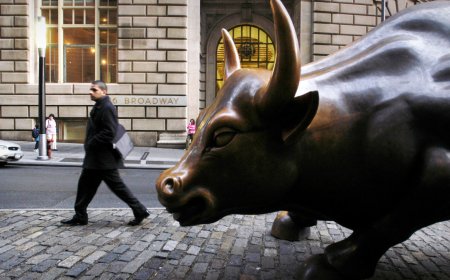 Stock Market Today: Stocks lowStock Market Today: Stocks lower with inflation in focus and Apple higherer with inflation in focus, Apple higher
