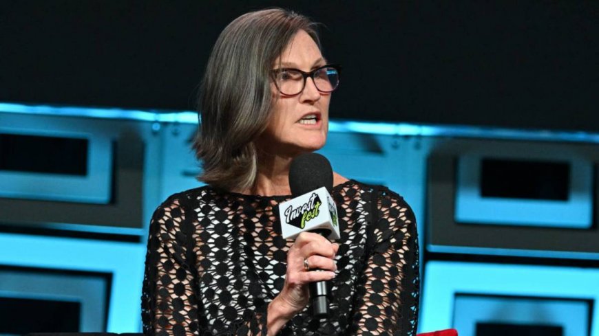 Cathie Wood buys another chunk of popular tech stock
