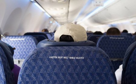 Travelers say they were kicked off a flight for being 'too big'