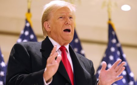 Trump Media stock tumbles on going-concern warning, Truth Social losses