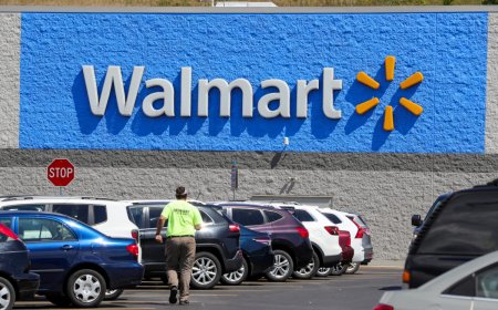 Walmart raises the price of a key service