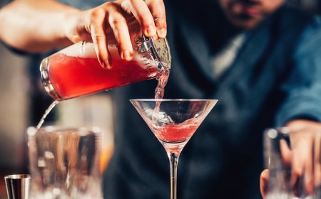 Carnival, Royal Caribbean rival makes huge beverage change