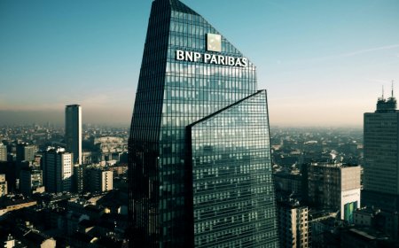 A city popular with tourists is trying to ban eating at certain times