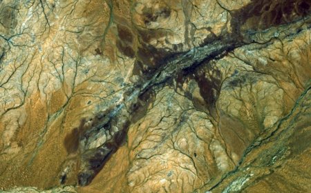 Freshwater first appeared on Earth 4 billion years ago, ancient crystals hint