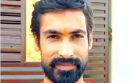 BIZARRE! Man Chops Off His Finger After NDA’s Victory; Offers It At Temple In Chhattisgarh