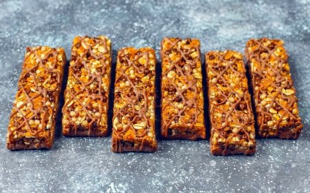 Why Sattu Energy Bars Should Be Your Go-To Snack This Summer? Check Recipe Inside!