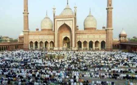 Festive Fervour Across India For Eid Al-Adha As Devotees Offer Namaz At Mosques – See Photos, Videos
