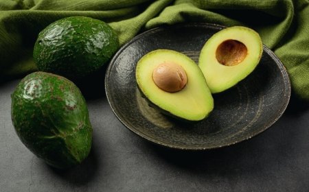 Summer Relief: How Avocados Can Help You Combat The Heat? 5 Benefits to Know