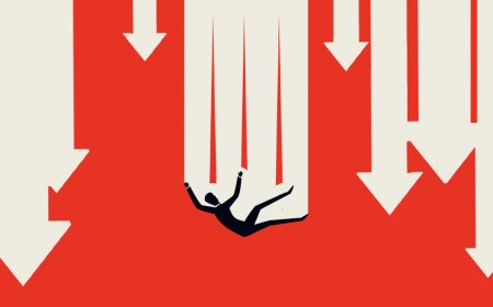 Wall Street analyst offers startling view on economy