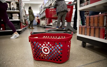 Target accused of deceiving customers in rewards app