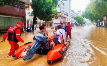 China Issues Red Alert For Rainstorms