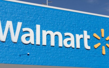 Walmart is selling a $400 3-piece luggage set for only $120, and shoppers say it's 'incredibly durable'
