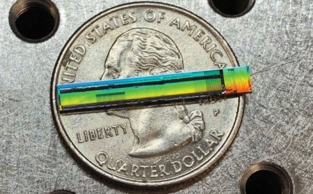 This 3-D printer can fit in the palm of your hand