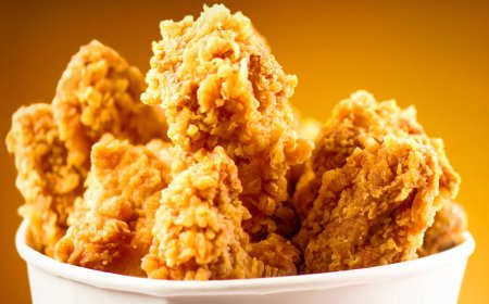 Struggling chain closes restaurants, misses key payment