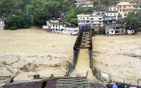 2 Pilgrims Washed Away, 40 Stranded As Temporary Bridge Collapses In Uttarakhand
