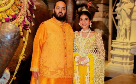 Anant-Radhika Wedding: Shah Rukh Khan, Hillary Clinton to Kim Kardashian’s Makeup Artist – Expected Guests Revealed