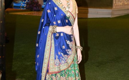 Nita Ambani Exudes Timeless Elegance in ABJSK Rich Blue-Green Lehenga But Her Magnificent Kundan Necklace Steals the Show! Viral Pics