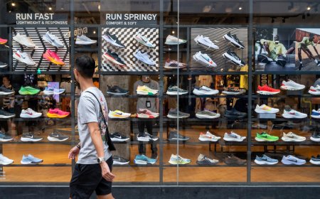 Top sneaker brand launches 'spray on' shoes that should scare Nike