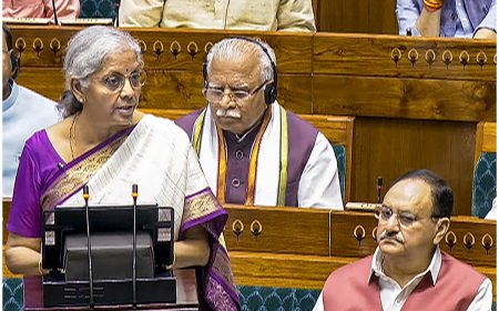 FM Nirmala Sitharaman Budget Speech LIVE: Financial Support for Loans Up to Rs 10 Lakhs for Higher Education