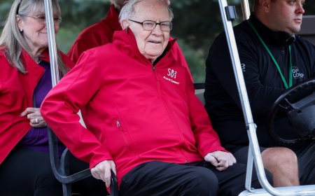 Warren Buffett's Berkshire sheds Bank of America stock