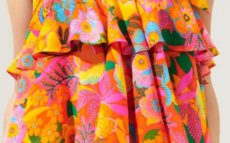 Monsoon Fashion: 5 Must-Have Fashion Pieces For Rainy Season
