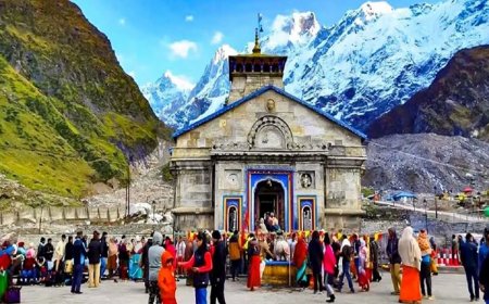 200 Pilgrims Stranded In Kedarnath After Cloudburst Triggers Landslide, High Alert Issued