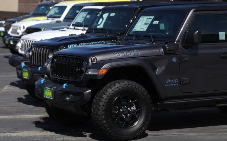 Stellantis threatens layoffs amid poor earnings