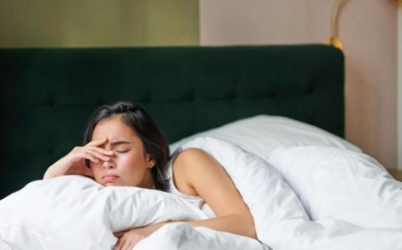 Type 2 Diabetes Risk: Disturbed Sleep Can Impact Your Blood Sugar Levels – Expert Speaks