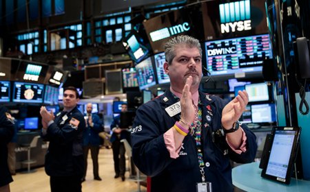 Goldman Sachs analyst revisits S&P 500 target after market meltdown