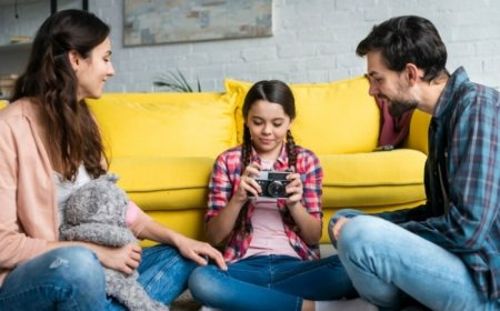 Anxiety in Parents: Afraid of Making Mistakes in Parenthood? 5 Ways to Manage This Stress