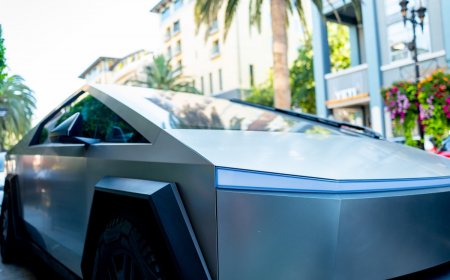 Tesla quietly made a controversial change to the Cybertruck