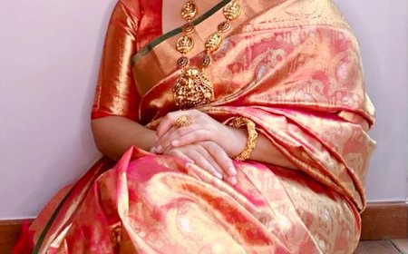 Bollywood-Approved Ethnic Outfits That Are Perfect for Independence Day