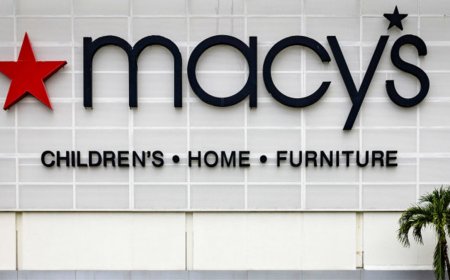 Macy's is selling a $512 patio furniture set for only $246 — but not for long