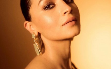 Raksha Bandhan Glam: Celeb-Inspired Makeup Looks to Shine This Festive Season