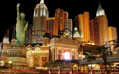 Las Vegas Strip adding popular 'Swingers' experience