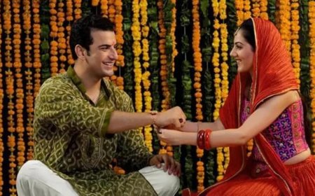 Raksha Bandhan 2024 Astro Special: How To Pick The Perfect Rakhi Based on Your Zodiac Sign
