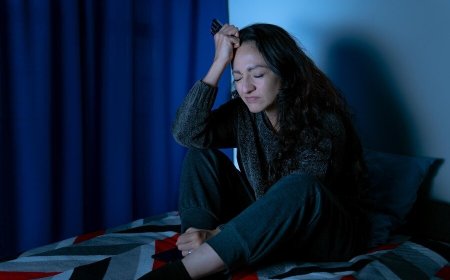 Nighttime Anxiety: 6 Proven Tips to Calm Your Mind And Sleep Peacefully