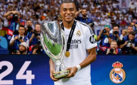 Kylian Mbappe Gifts Real Madrid Jersey To Tennis Great Rafael Nadal After La Liga Draw vs Mallorca – WATCH