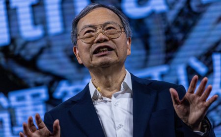 Not every analyst is bearish on Super Micro Computer stock