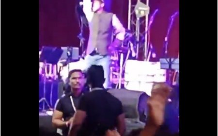 BJP MLA Prashant Bamb Dances On ‘Khaike Paan Banaras Wala’ Song, Video Goes Viral