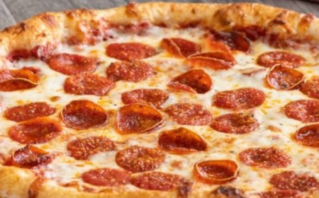 Iconic pizza chain files for Chapter 11 bankruptcy